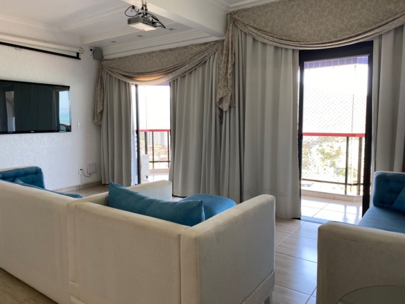 Apartamento para Locação com 5 quartos, em MARTIM DE SÁ com 220m²