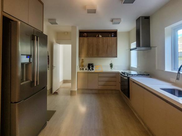 Casa à Venda Condomínio Costa Verde Tabatinga com 6 suítes e 373m²
