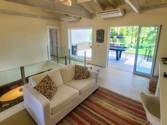 Casa à Venda Condomínio Costa Verde Tabatinga com 6 suítes e 373m²