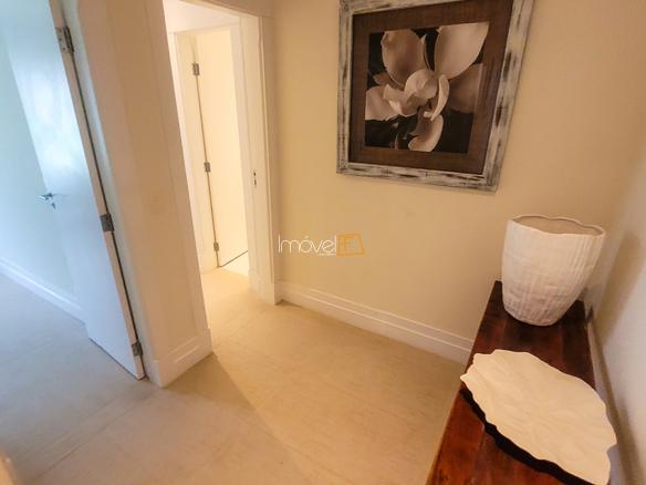 Casa à Venda Condomínio Costa Verde Tabatinga com 6 suítes e 373m²