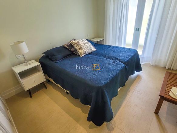 Casa à Venda Condomínio Costa Verde Tabatinga com 6 suítes e 373m²