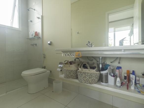 Casa no Condomínio Costa Verde Tabatinga com 600m²