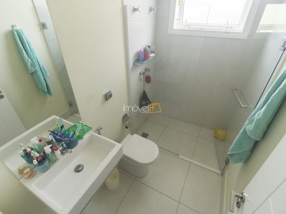 Casa no Condomínio Costa Verde Tabatinga com 600m²