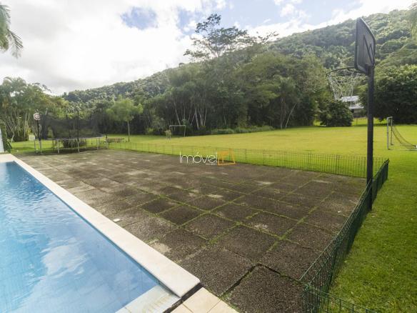 Casa no Condomínio Costa Verde Tabatinga com 600m²