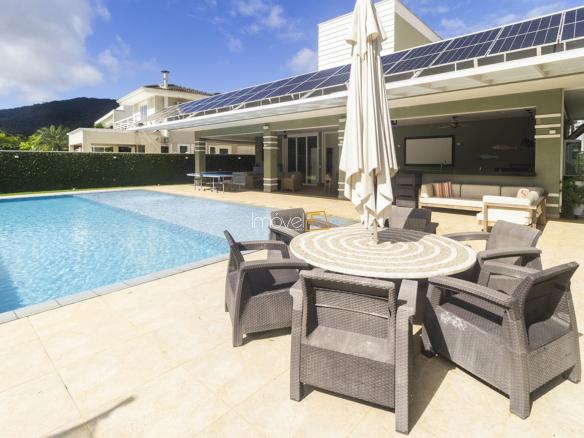 Casa no Condomínio Costa Verde Tabatinga com 600m²