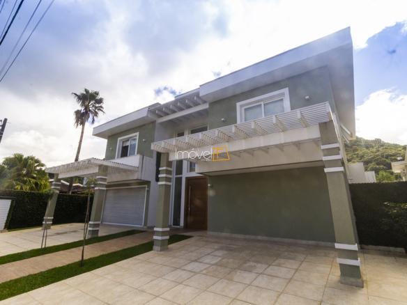 Casa no Condomínio Costa Verde Tabatinga com 600m²