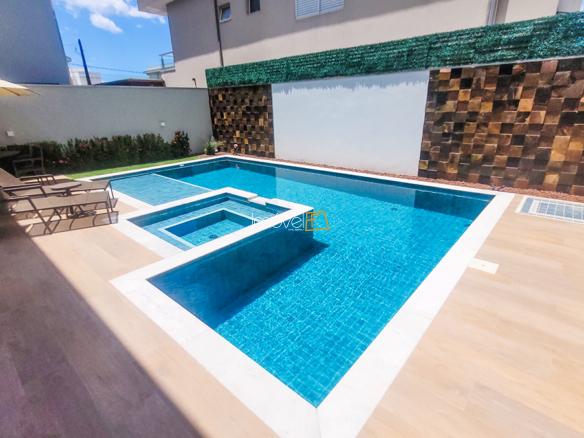 Casa nova à Venda no Condomínio Costa Nova Residence, em Massaguaçu com 3 suítes e 330m²