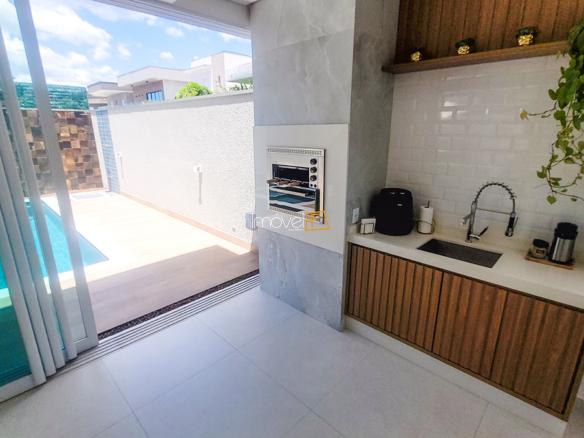 Casa nova à Venda no Condomínio Costa Nova Residence, em Massaguaçu com 3 suítes e 330m²
