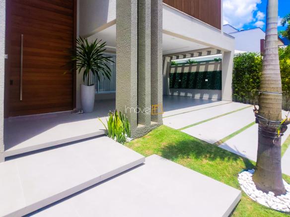 Casa nova à Venda no Condomínio Costa Nova Residence, em Massaguaçu com 3 suítes e 330m²