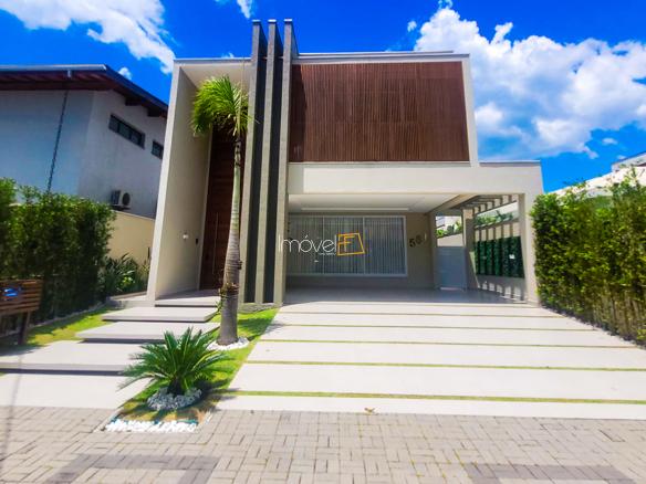 Casa nova à Venda no Condomínio Costa Nova Residence, em Massaguaçu com 3 suítes e 330m²