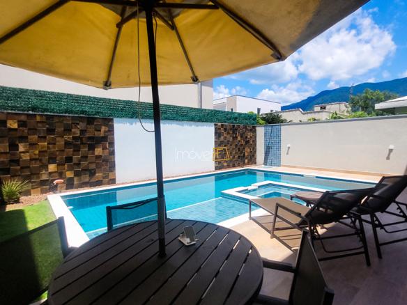 Casa nova à Venda no Condomínio Costa Nova Residence, em Massaguaçu com 3 suítes e 330m²