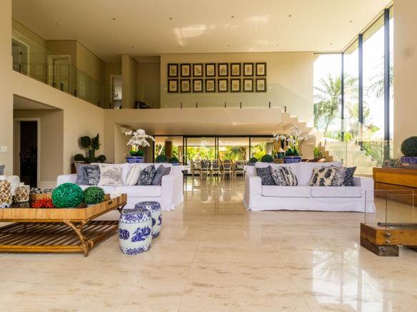 Casa de luxo para locação no Costa Verde Tabatinga com 600m²