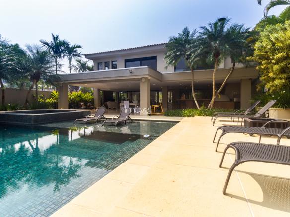 Casa de luxo para locação no Costa Verde Tabatinga com 600m²