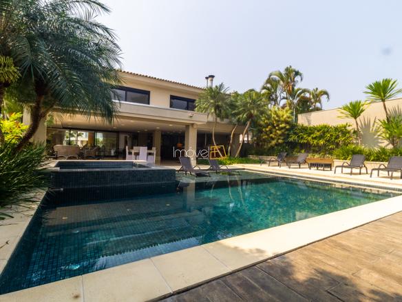 Casa de luxo para locação no Costa Verde Tabatinga com 600m²