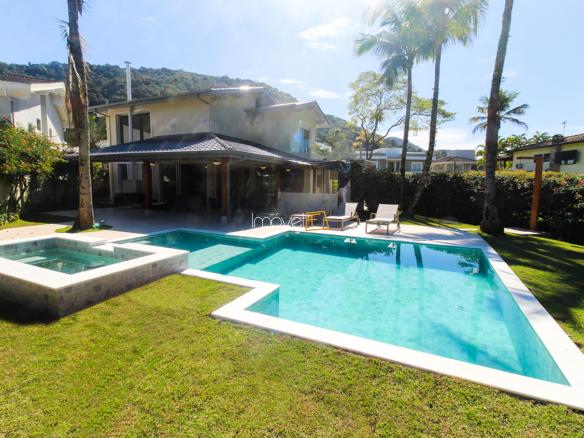 Casa a venda no Condominio Costa Verde Tabatinga com 400m²