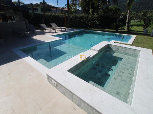 Casa a venda no Condominio Costa Verde Tabatinga com 400m²
