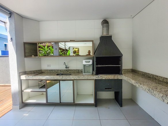 Casa à Venda no Condomínio Costa Nova Residence, em Massaguaçu com 3 suítes e 360m²