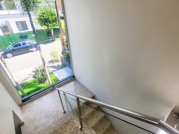 Casa à Venda no Condomínio Costa Nova Residence, em Massaguaçu com 3 suítes e 360m²