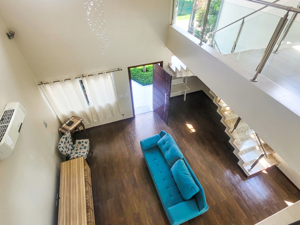 Casa à Venda no Condomínio Costa Nova Residence, em Massaguaçu com 3 suítes e 360m²