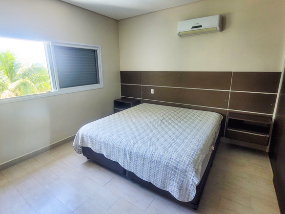 Casa à Venda no Condomínio Costa Nova Residence, em Massaguaçu com 3 suítes e 360m²