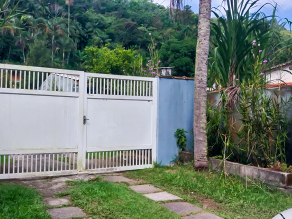 Aconchegante casa na Tabatinga em Ubatuba
