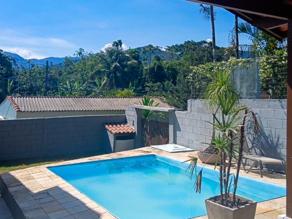 Aconchegante casa na Tabatinga em Ubatuba