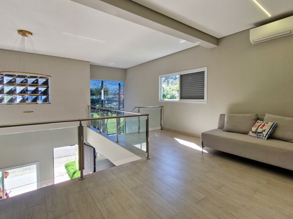 Casa à Venda no Condomínio Costa Nova Residence, em Massaguaçu com 3 suítes e 360m²