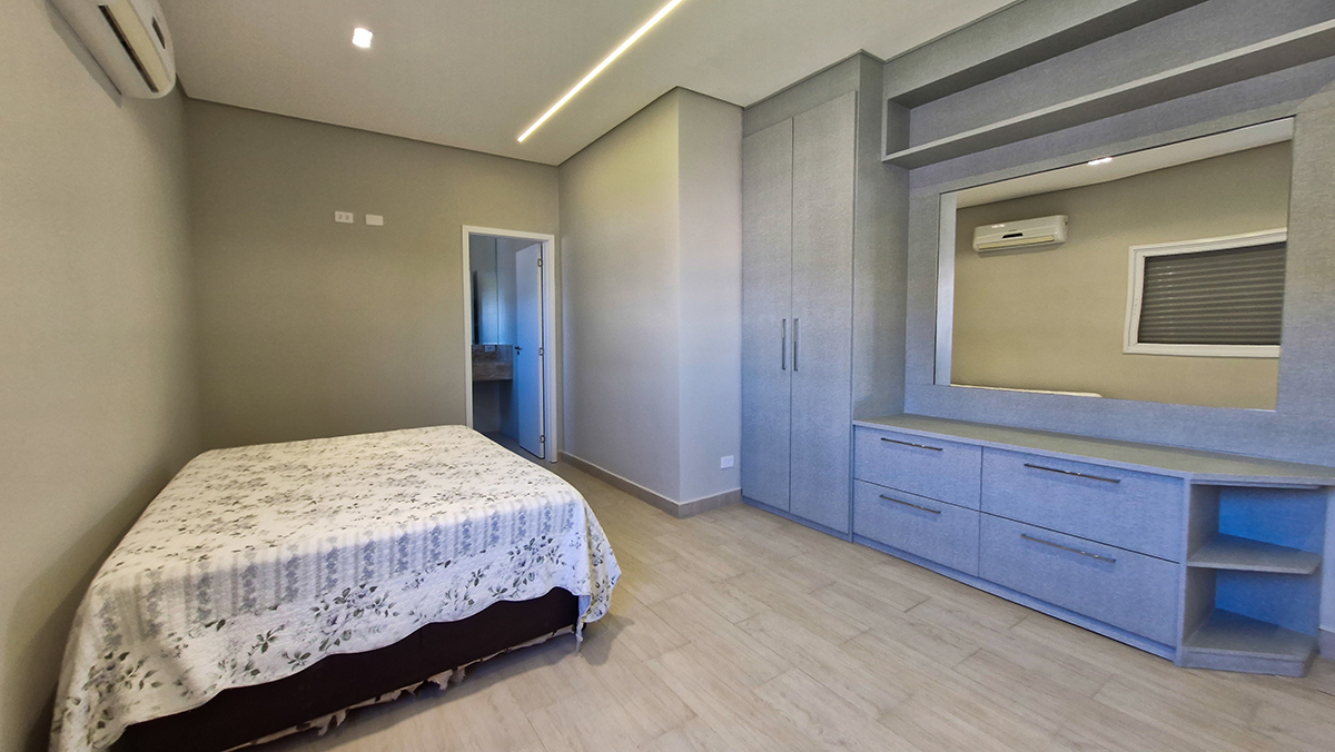 Casa à Venda no Condomínio Costa Nova Residence, em Massaguaçu com 3 suítes e 360m²