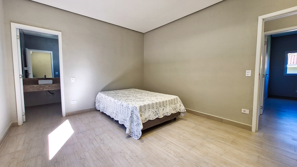 Casa à Venda no Condomínio Costa Nova Residence, em Massaguaçu com 3 suítes e 360m²