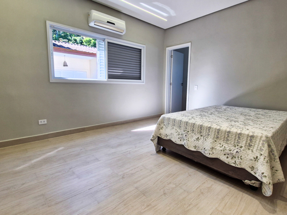 Casa à Venda no Condomínio Costa Nova Residence, em Massaguaçu com 3 suítes e 360m²