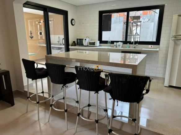 Casa para temporada em Ubatuba no Condomínio Salga Lagoinha com 7 quartos e 300m²