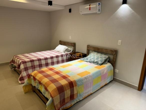 Casa para temporada em Ubatuba no Condomínio Salga Lagoinha com 7 quartos e 300m²