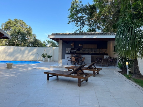 Casa para Venda em Caraguatatuba no Portal do Patrimônio na praia de Massaguaçu