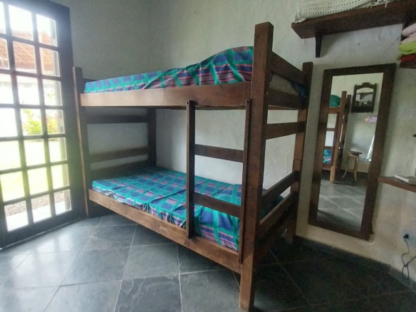 Casa em dois terrenos no Capricornio 2 em Caraguatatuba