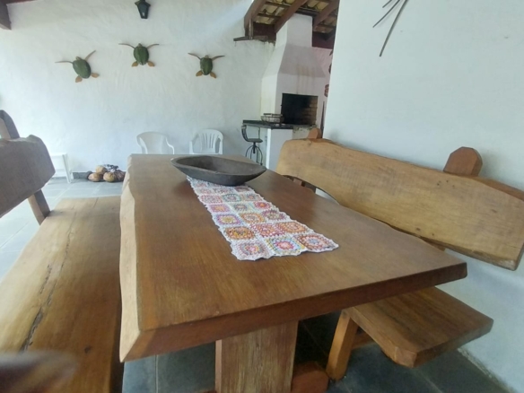 Casa em dois terrenos no Capricornio 2 em Caraguatatuba