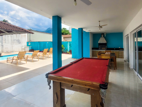 Casa de Condomínio para Venda com 5 quartos, em Praia da Mococa com 295m²