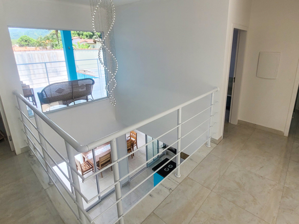 Casa de Condomínio para Venda com 5 quartos, em Praia da Mococa com 295m²