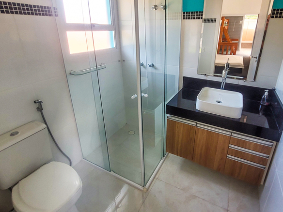 Casa de Condomínio para Venda com 5 quartos, em Praia da Mococa com 295m²