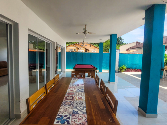 Casa de Condomínio para Venda com 5 quartos, em Praia da Mococa com 295m²