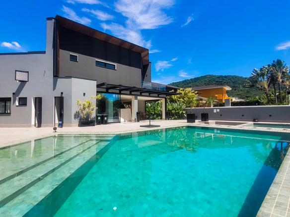 Casa no Condominio Costa Verde Tabatinga com 600m²