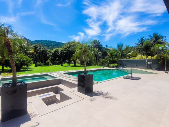 Casa no Condominio Costa Verde Tabatinga com 600m²