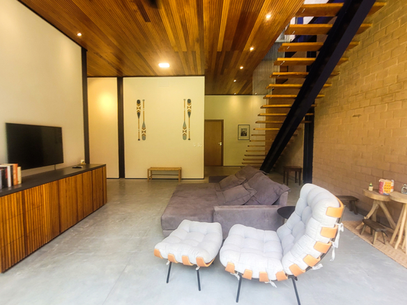 Casa para Venda e Temporada em Ubatuba no condomínio Praia do Pulso com 05 suítes e 580 m²