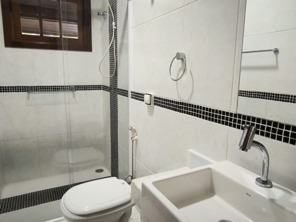 Casa a venda, no Recanto da Lagoinha, Praia da Lagoinha, com 5 quartos, 520 m²
