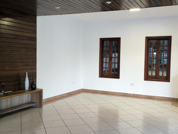 Casa a venda, no Recanto da Lagoinha, Praia da Lagoinha, com 5 quartos, 520 m²