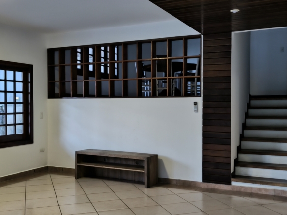 Casa a venda, no Recanto da Lagoinha, Praia da Lagoinha, com 5 quartos, 520 m²