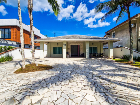 Casa à venda no Condomínio Costa Verde Tabatinga com 6 dormitórios e 550 m²
