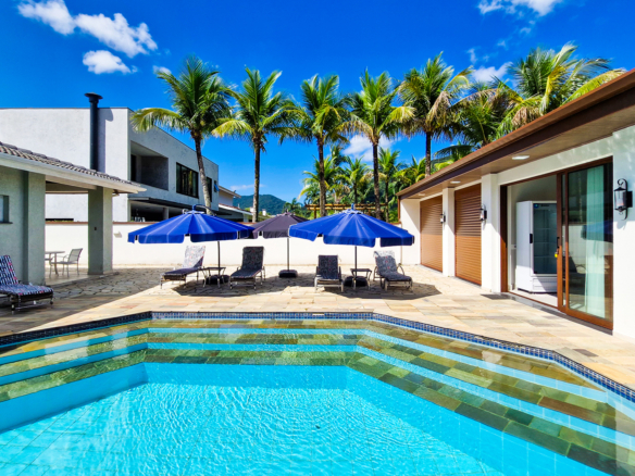 Casa à venda no Condomínio Costa Verde Tabatinga com 6 dormitórios e 550 m²