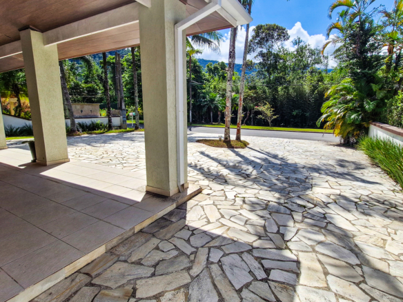 Casa à venda no Condomínio Costa Verde Tabatinga com 6 dormitórios e 550 m²