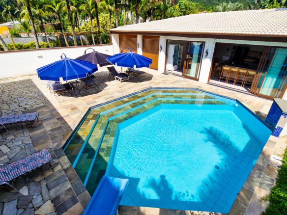 Casa à venda no Condomínio Costa Verde Tabatinga com 6 dormitórios e 550 m²