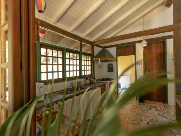 Casa para Venda Praia do Bonete, com 03 dormitórios, 200 m² de construção